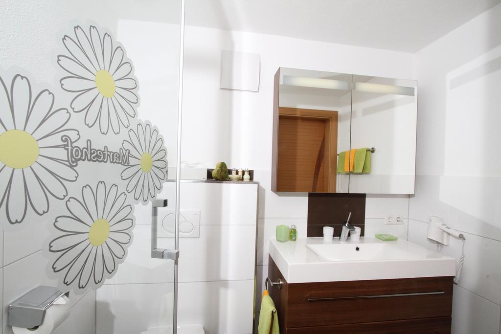 Marteshof Apartamento Wenns Quarto foto